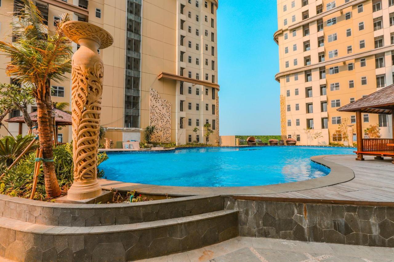 Super Oyo Collection O 16 Vittoria Residence Jakarta Extérieur photo