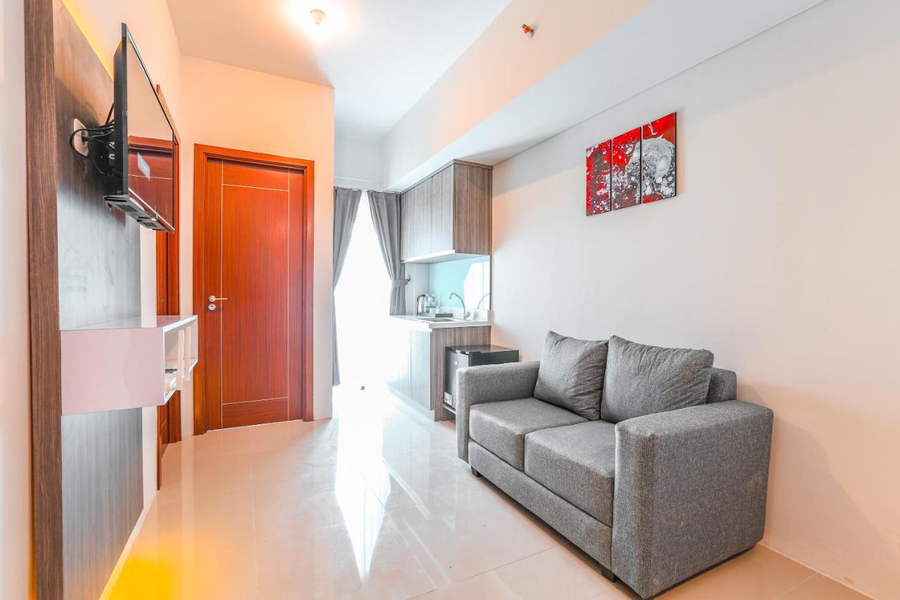 Super Oyo Collection O 16 Vittoria Residence Jakarta Extérieur photo